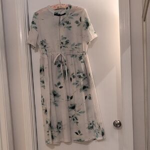 NWT Ladies Dress With Keyhole Collar